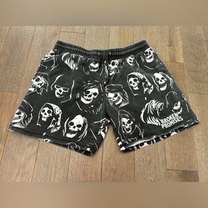 Broken promises reaper shorts size large